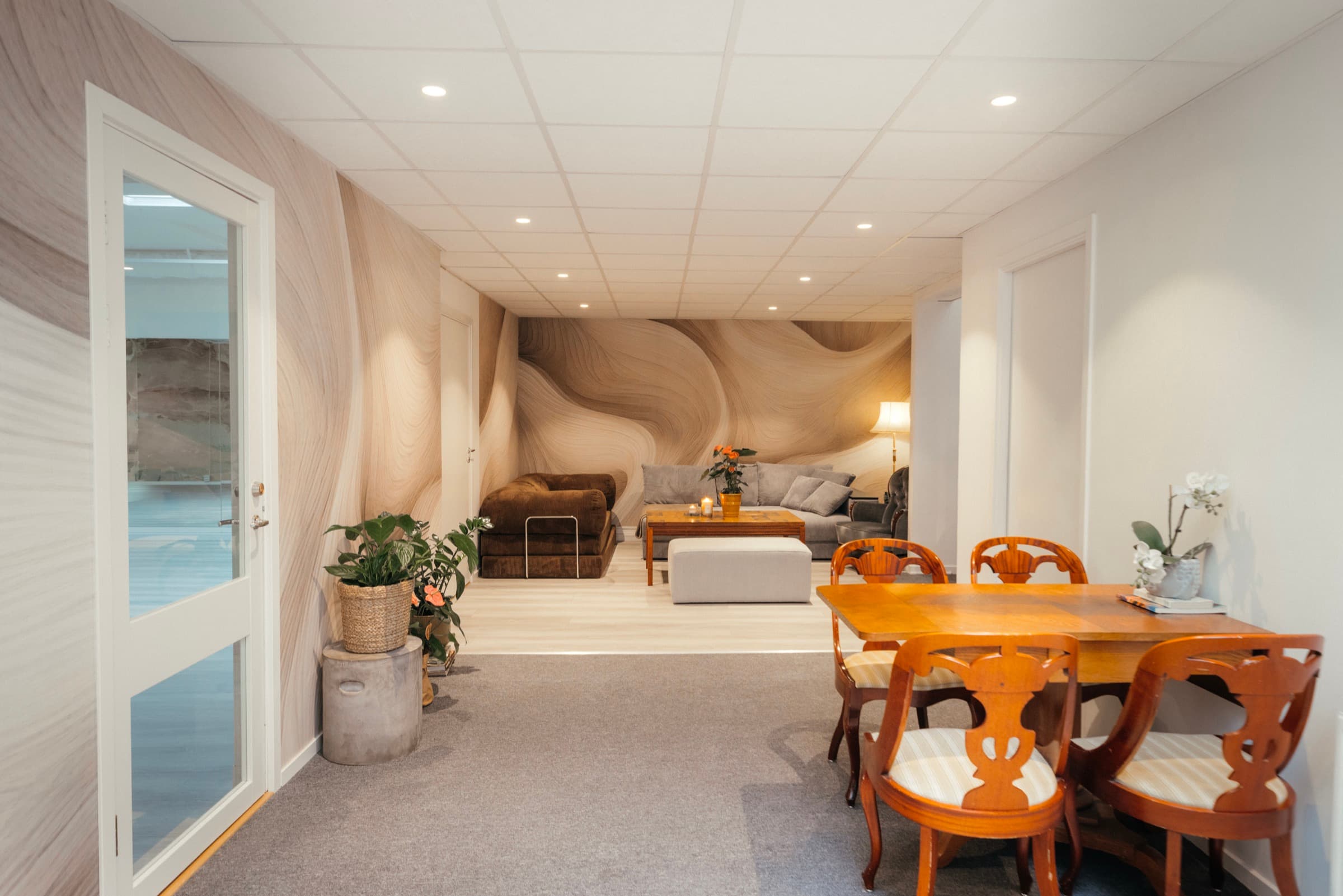 The lounge at Fleberg Studios